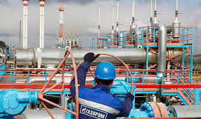 El petróleo cruza la barrera de los 100 dólares por barril por la crisis bélica con Irán