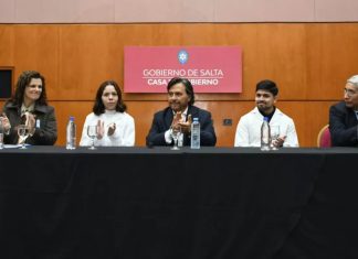 Sáenz anunció becas para estudiantes de Medicina y fondos para escuelas técnicas