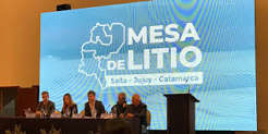 Los gobernadores Sáenz, Sadir y Jalil de la Mesa del Litio por el desarrollo de la region